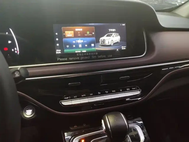 GAC Trumpchi M6 — Фото автомобиля 12