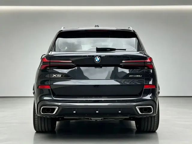 BMW X5 — Фото автомобиля 3