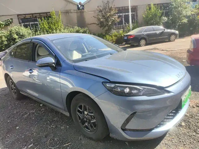 BYD Seal 05 DM-i — Фото автомобиля 4