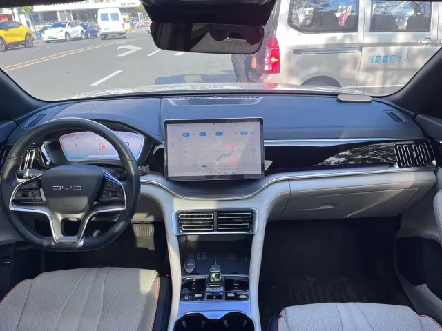 BYD Song PLUS — Фото автомобиля 6