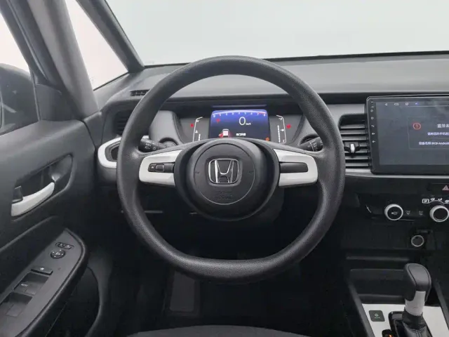 Honda Fit — Фото автомобиля 11
