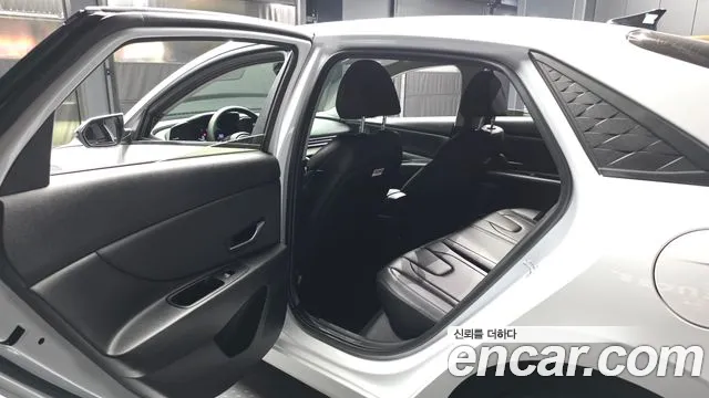 Hyundai Avante — Фото автомобиля 16