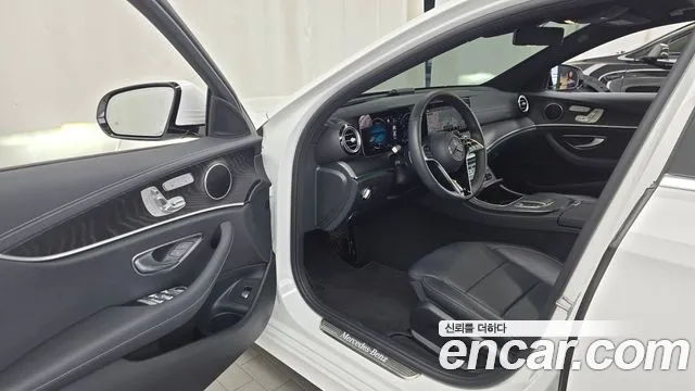 Mercedes-Benz E-Class W213 — Фото автомобиля 15