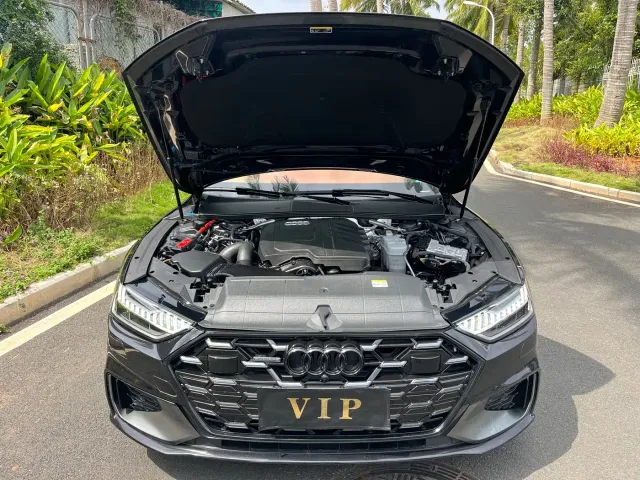 Audi A7L — Фото автомобиля 18