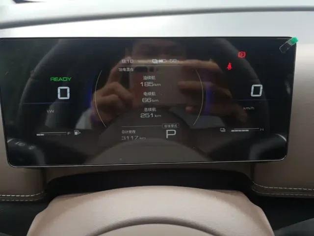 Wuling Starlight 730 — Фото автомобиля 11