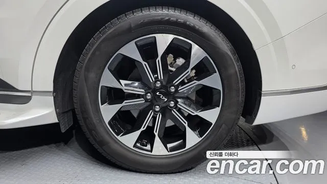 Kia Canival Carnival 4 поколение Бензин 7 мест Hi-Limousine — Фото автомобиля 16
