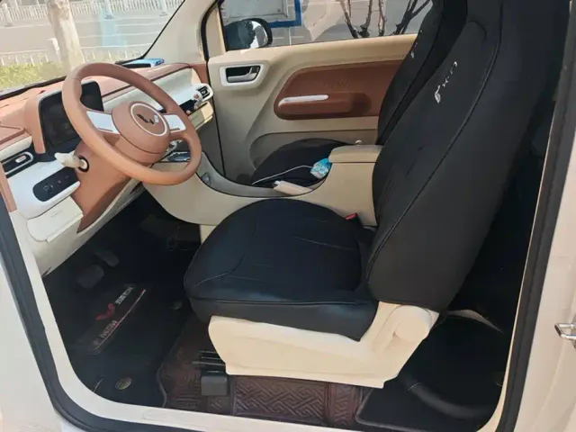 Wuling Hongguang Mini EV — Фото автомобиля 11