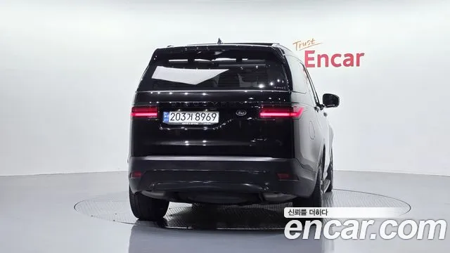 Land Rover Discovery — Фото автомобиля 4