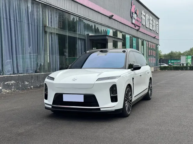 Nio ES8 — Фото автомобиля 2