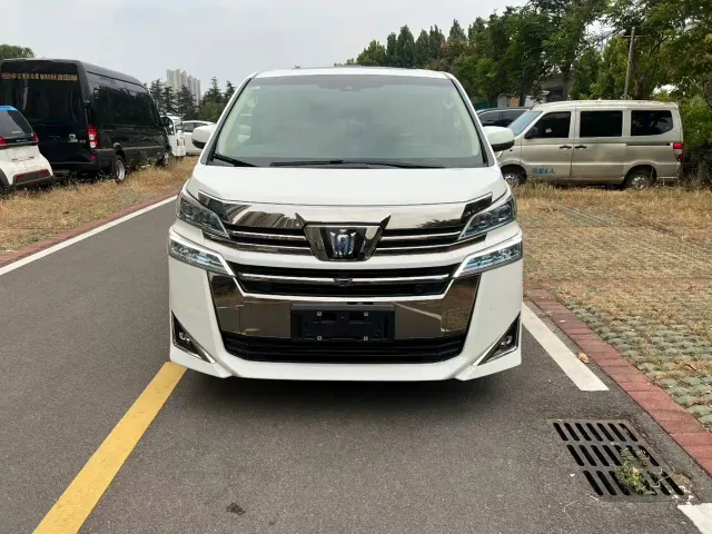 Toyota Vellfire — Фото автомобиля 2