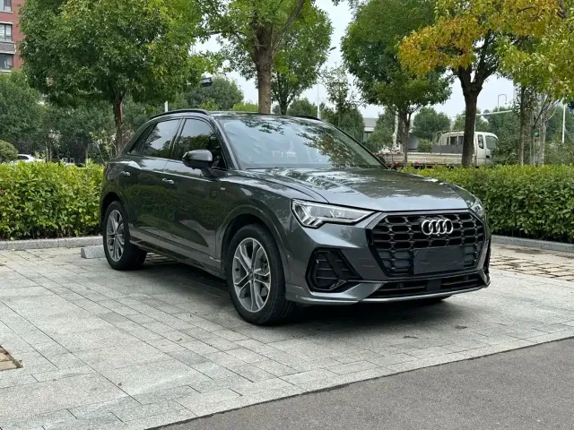 Audi Q3 — Фото автомобиля 3