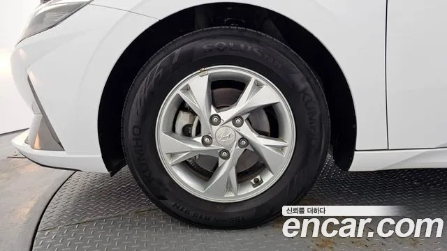 Hyundai AVANTE Avante (CN7) 1.6 LPi (Для проката) — Фото автомобиля 5