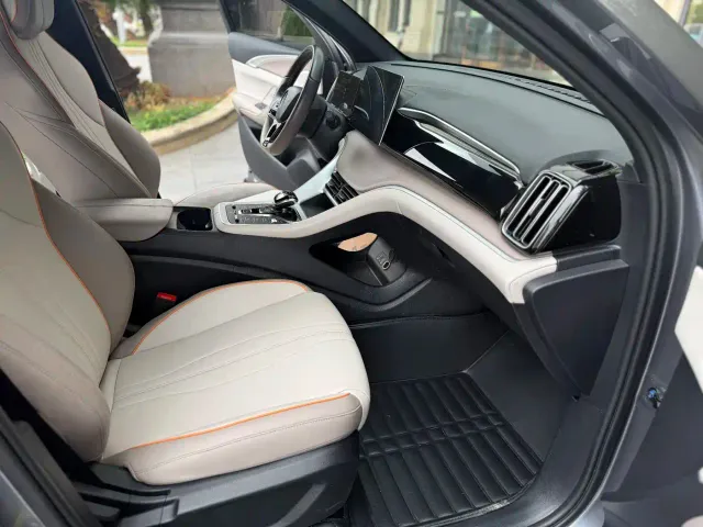 BYD Song Pro — Фото автомобиля 6