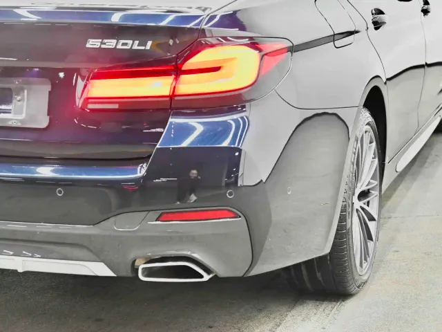 BMW 5 Series — Фото автомобиля 19