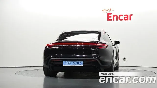 Porsche Taycan Taycan Khan — Фото автомобиля 4
