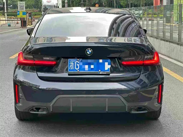 BMW 3 Series — Фото автомобиля 5
