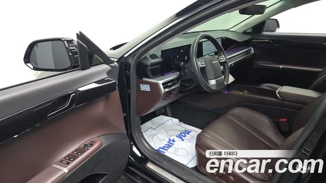 Hyundai Grandeur Grandeur (GN7) 2.5 Бензин 2WD — Фото автомобиля 10