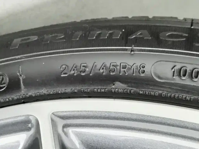 BMW 5 Series — Фото автомобиля 24