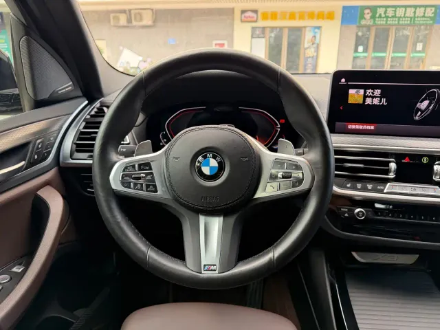 BMW X3 — Фото автомобиля 9