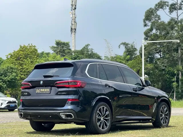 BMW X5 — Фото автомобиля 13