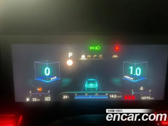 Фотография автомобиля — Hyundai Avante CN7
