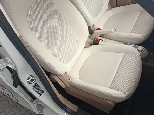 Wuling Hongguang Mini EV — Фото автомобиля 24