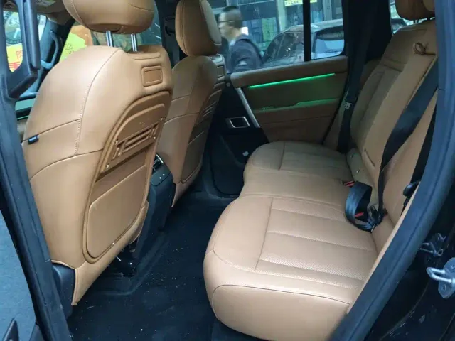 iCAR V27 — Фото автомобиля 5