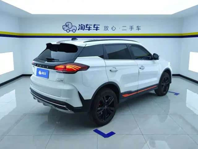 Geely Boyue — Фото автомобиля 3