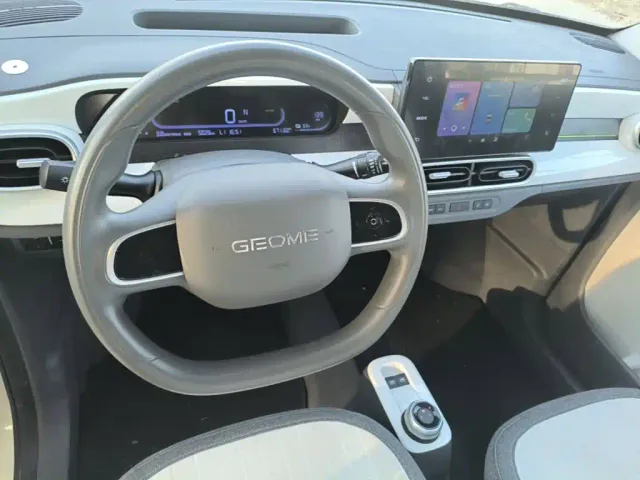 Geely Panda — Фото автомобиля 10
