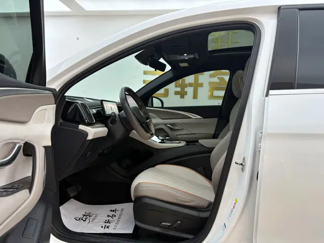 BYD Song Pro — Фото автомобиля 15