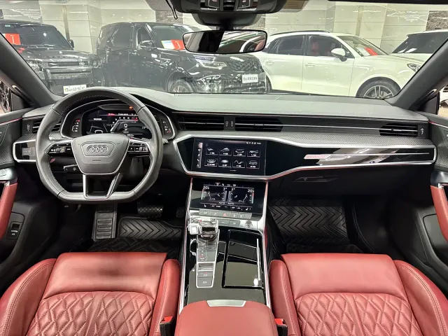 Audi A7L — Фото автомобиля 11