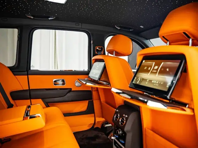 Rolls-Royce Cullinan — Фото автомобиля 15