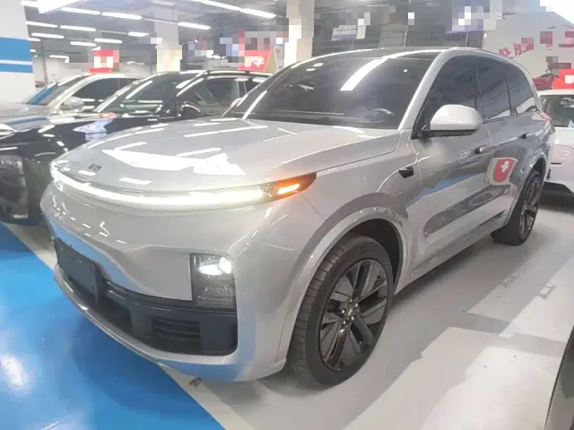 Фотография автомобиля — Li Auto L8
