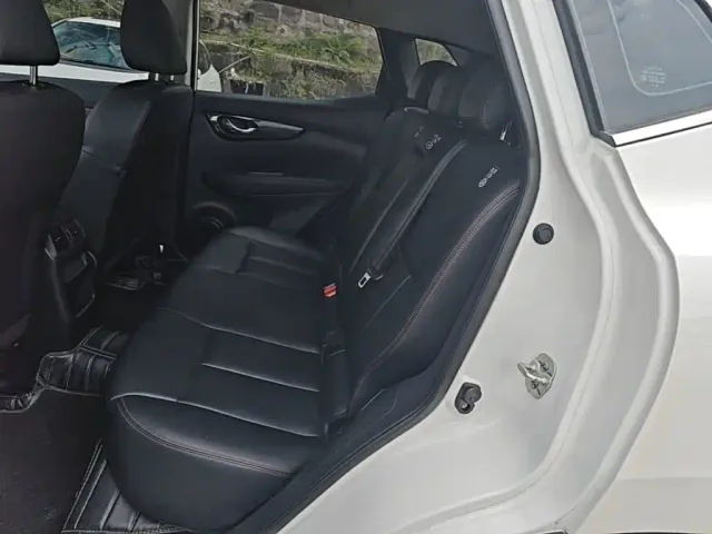 Nissan Qashqai — Фото автомобиля 16