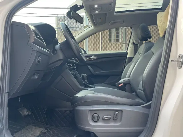 Volkswagen Tharu — Фото автомобиля 12