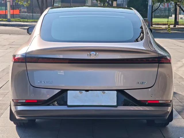 Changan Qiyuan A07 — Фото автомобиля 4
