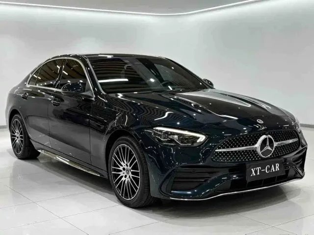 Mercedes-Benz C-Class — Фото автомобиля 3