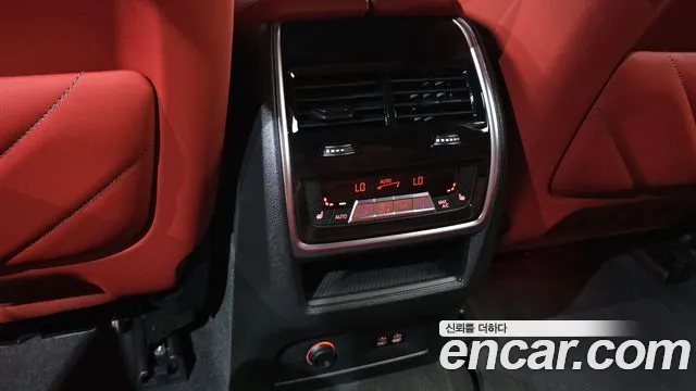 BMW XM G09 — Фото автомобиля 27