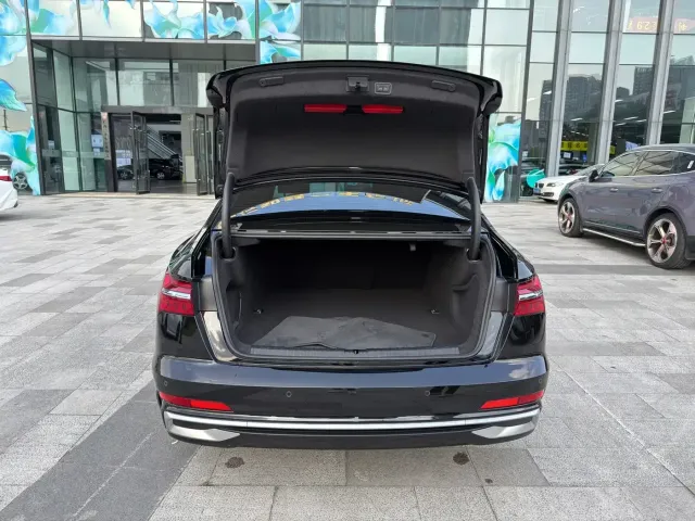 Audi Audi A6L 2023 Facelift 45 TFSI Premium Dynamic — Фото автомобиля 30