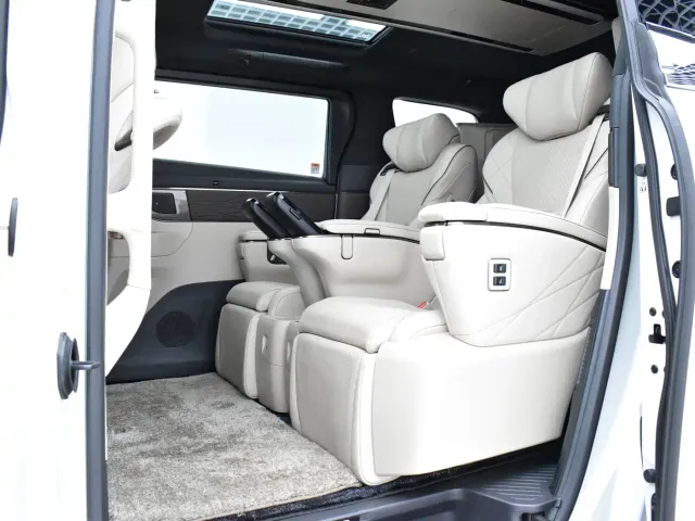 Toyota Alphard — Фото автомобиля 19