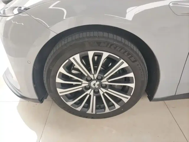 Nio ET5 Touring — Фото автомобиля 22