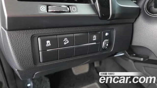 KG_Mobility_Ssangyong Rexton Новый Rexton Sport Дизель 2.2 4WD — Фото автомобиля 13