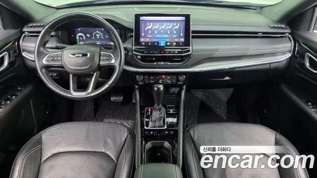 Jeep Compass 2nd Gen — Фото автомобиля 10