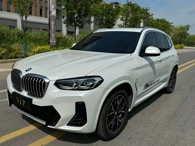 Фотография автомобиля — BMW X3