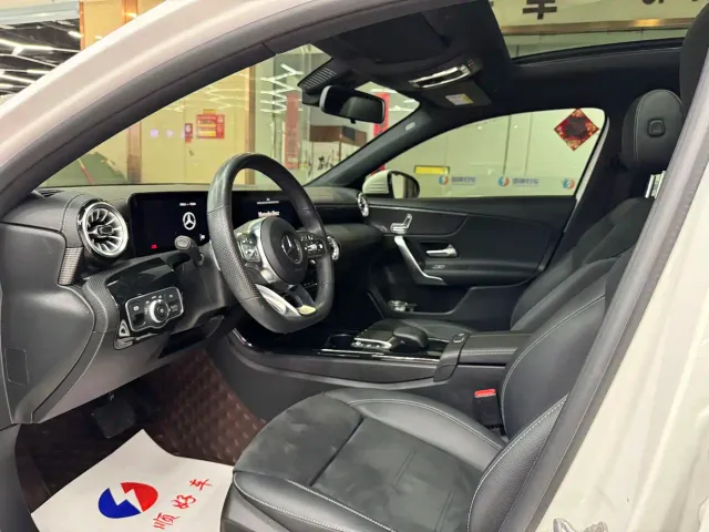 Mercedes-Benz A-Class — Фото автомобиля 5