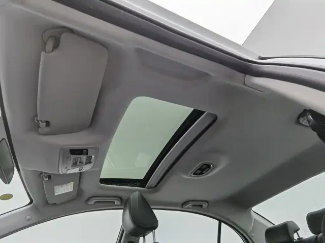 Geely Emgrand — Фото автомобиля 14