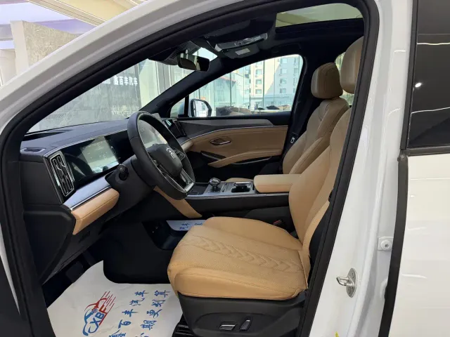 BYD Song L DM-i — Фото автомобиля 4