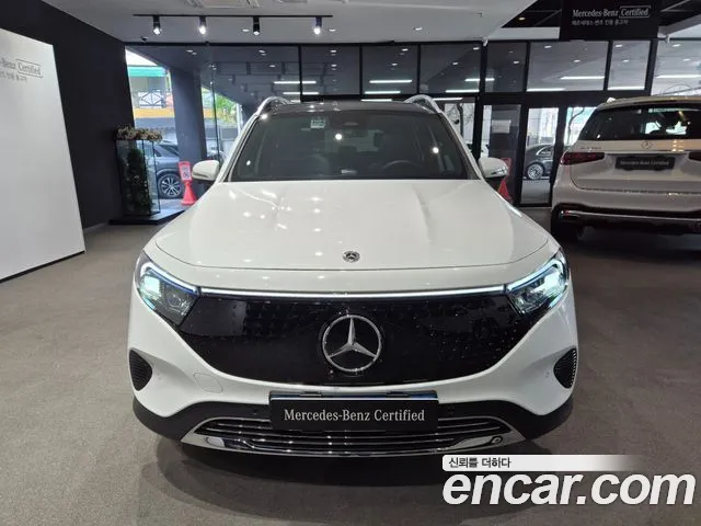 Mercedes-Benz EQB X243 — Фото автомобиля 3