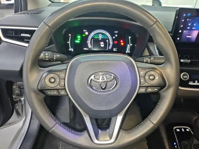 Toyota Corolla — Фото автомобиля 10