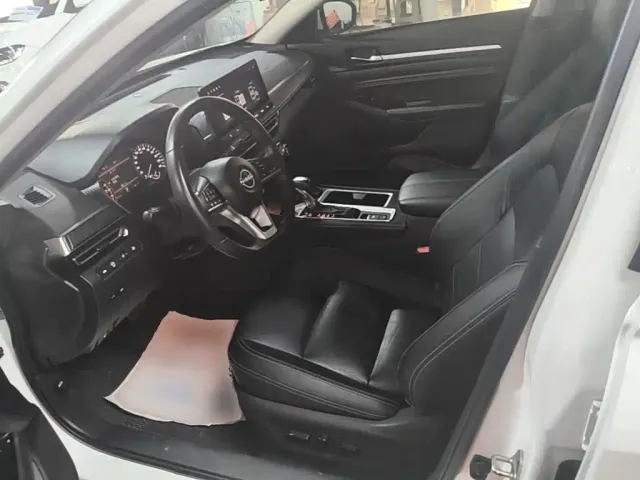 Nissan Teana — Фото автомобиля 14